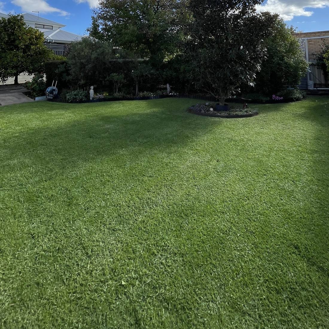 Garden maintenance in Adelaide’s inner north